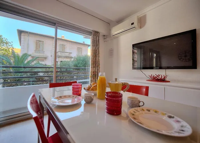 Confortable Balcon, Rouaze- Carlon Martinez A0b123